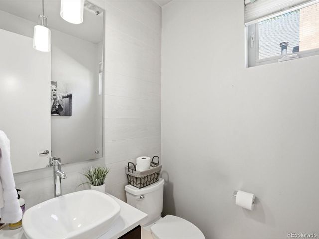 2065 S Clayton Street, Denver, CO 80210