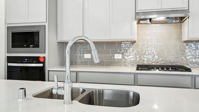 2144 Mantua Farm Boulevard, Anna, TX 75409