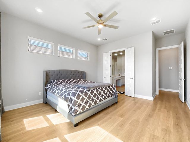 5910 Enclave Drive, Sachse, TX 75048