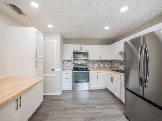 746-748 MINK CT, Poinciana, FL 34759