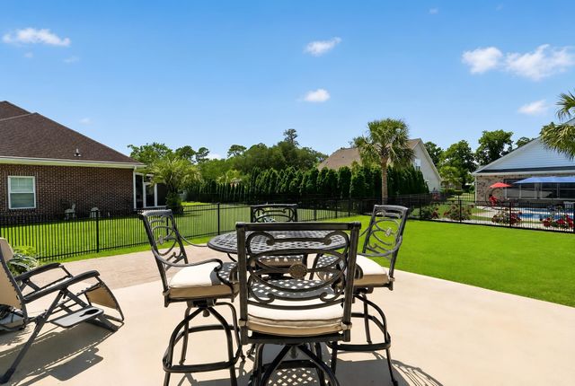 218 Lansdowne Ct., Myrtle Beach, SC 29572