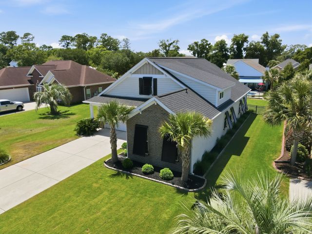 218 Lansdowne Ct., Myrtle Beach, SC 29572