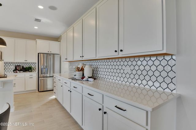 96073 COLLEGE Parkway, Fernandina Beach, FL 32034