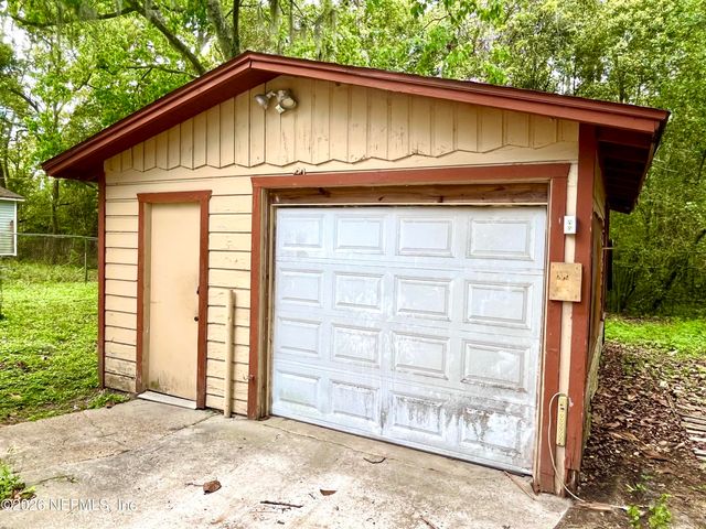 9926 FRANKELLA Road, Jacksonville, FL 32208