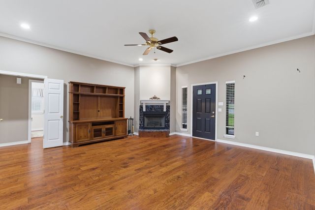 7512 Woodland Drive, Alvarado, TX 76009