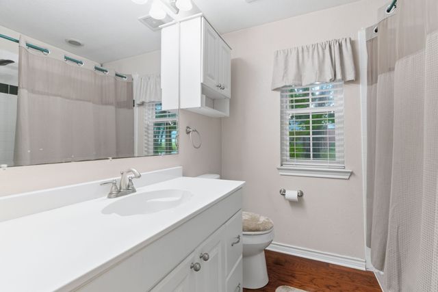 7512 Woodland Drive, Alvarado, TX 76009