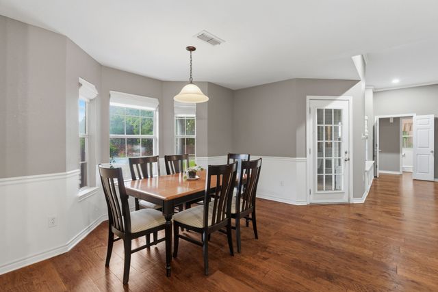 7512 Woodland Drive, Alvarado, TX 76009