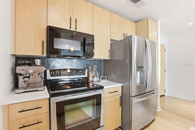 155 S COURT AVENUE 2705, Orlando, FL 32801