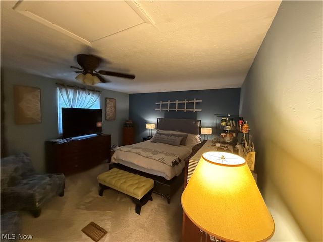 13981 Indian Creek Drive, Middleburg Heights, OH 44130