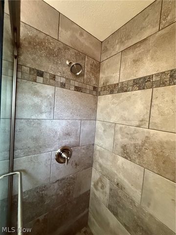 13981 Indian Creek Drive, Middleburg Heights, OH 44130