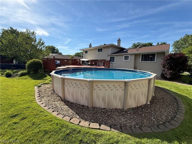 13981 Indian Creek Drive, Middleburg Heights, OH 44130