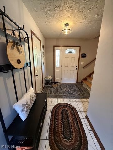 13981 Indian Creek Drive, Middleburg Heights, OH 44130