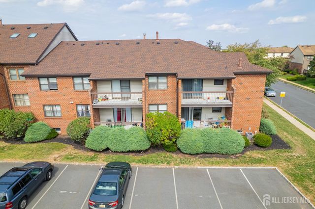 111-F Beverly Hill Terrace, Woodbridge Proper, NJ 07095