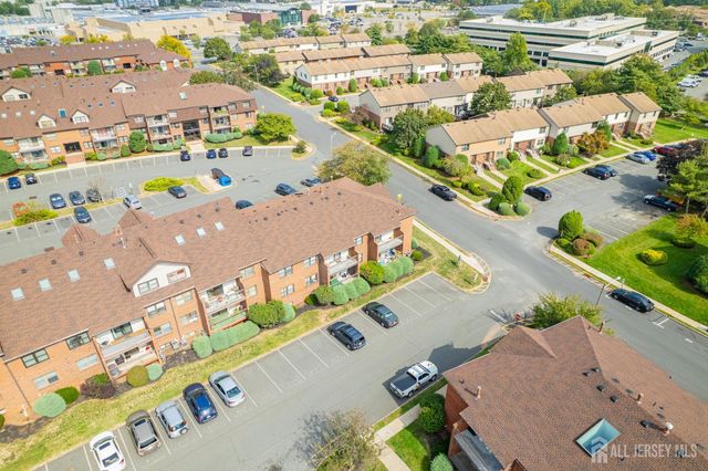 111-F Beverly Hill Terrace, Woodbridge Proper, NJ 07095