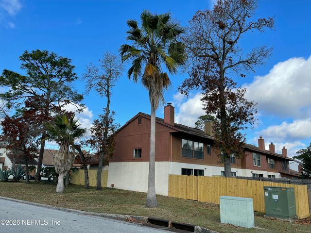 1159 E ROMAINE Circle E, Jacksonville, FL 32225