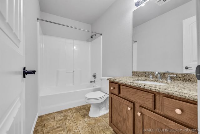 6722 E 129th Street S, Bixby, OK 74008