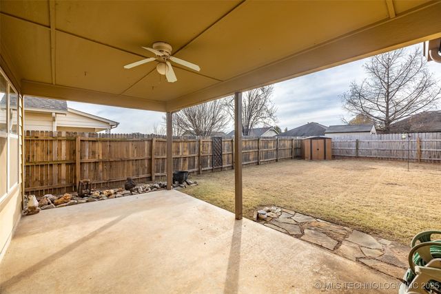 6722 E 129th Street S, Bixby, OK 74008