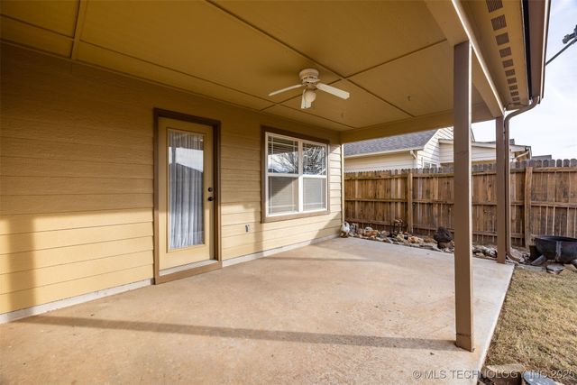 6722 E 129th Street S, Bixby, OK 74008