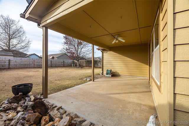 6722 E 129th Street S, Bixby, OK 74008