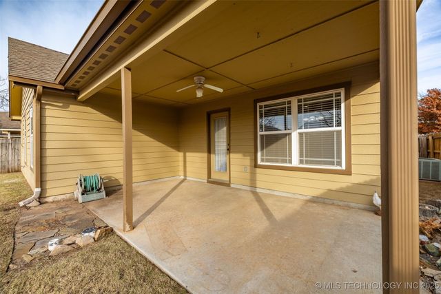 6722 E 129th Street S, Bixby, OK 74008