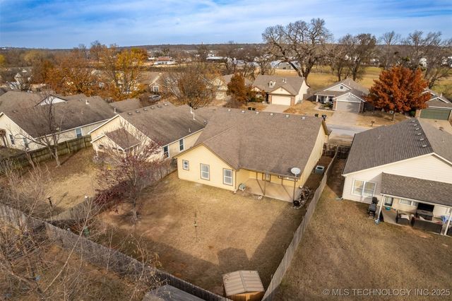 6722 E 129th Street S, Bixby, OK 74008