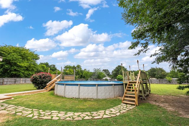 118 Janice Lane, Mabank, TX 75156