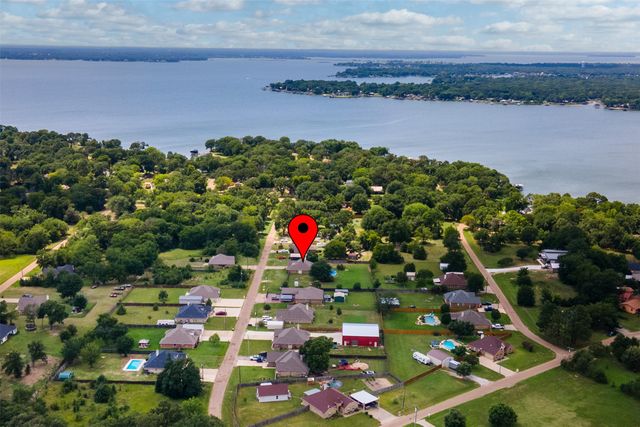 118 Janice Lane, Mabank, TX 75156