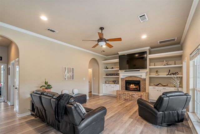 118 Janice Lane, Mabank, TX 75156