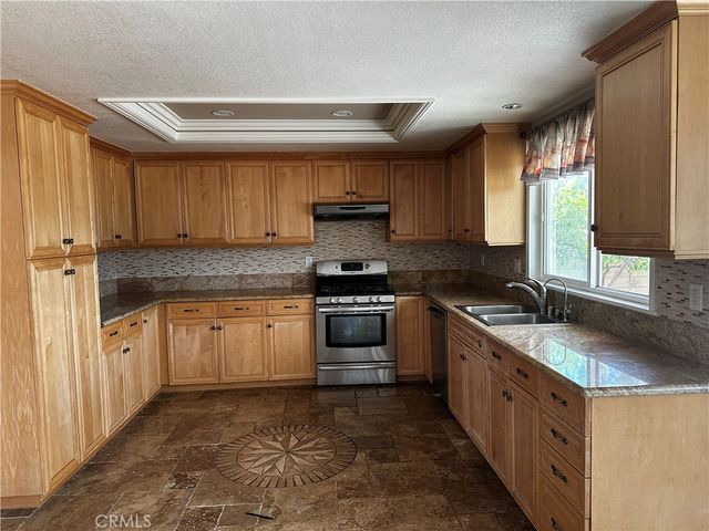 2148 Seaview, Fullerton, CA 92833