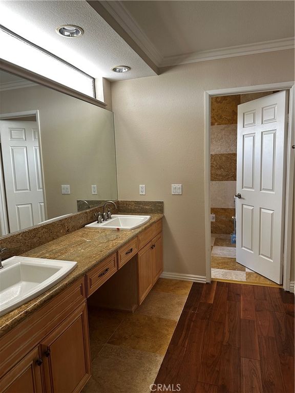 Image 3 of property listing at 2148 Seaview, Fullerton, CA 92833