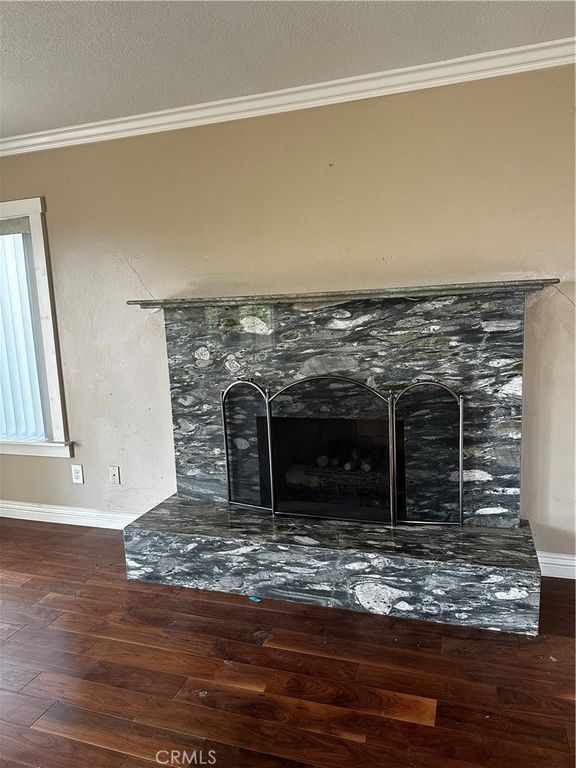 Image 5 of property listing at 2148 Seaview, Fullerton, CA 92833