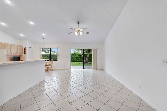 9561 N Orchard Circle, Davie, FL 33328