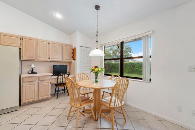 9561 N Orchard Circle, Davie, FL 33328