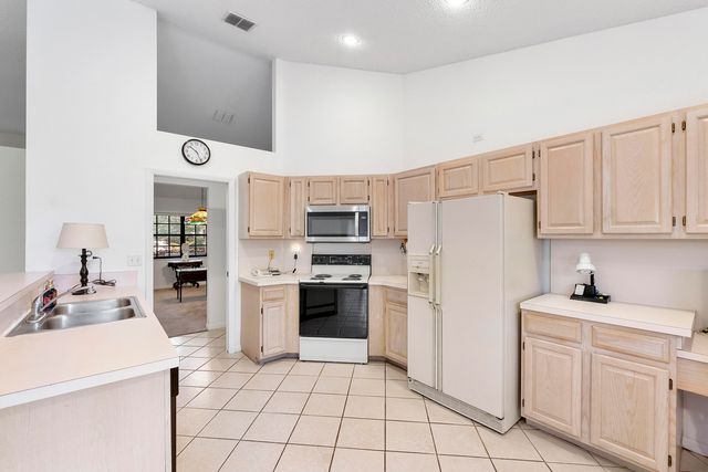 9561 N Orchard Circle, Davie, FL 33328