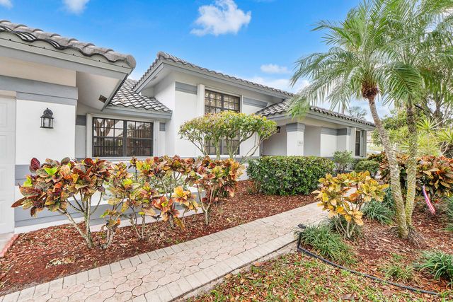 9561 N Orchard Circle, Davie, FL 33328