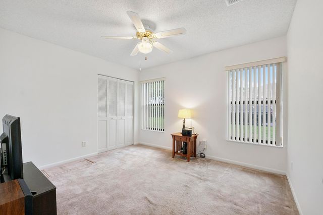 9561 N Orchard Circle, Davie, FL 33328