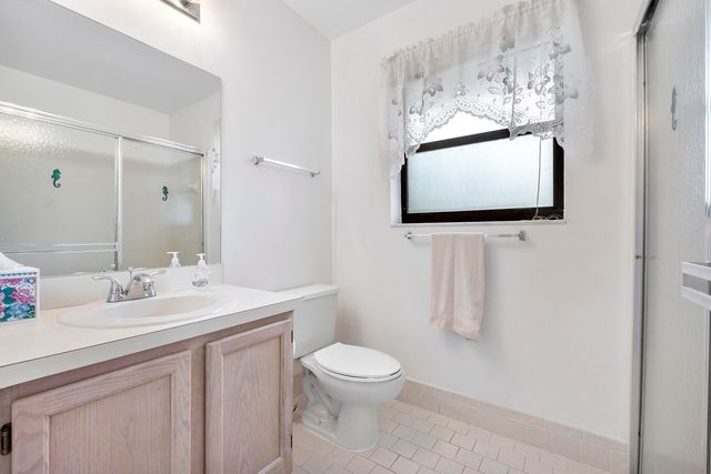 9561 N Orchard Circle, Davie, FL 33328