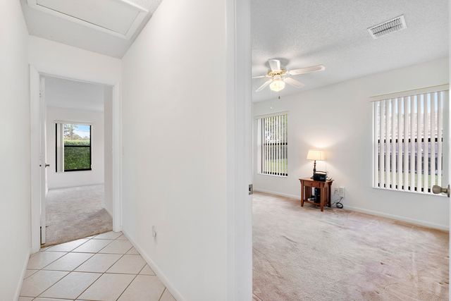 9561 N Orchard Circle, Davie, FL 33328