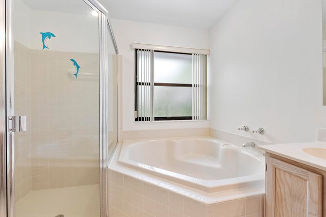 9561 N Orchard Circle, Davie, FL 33328