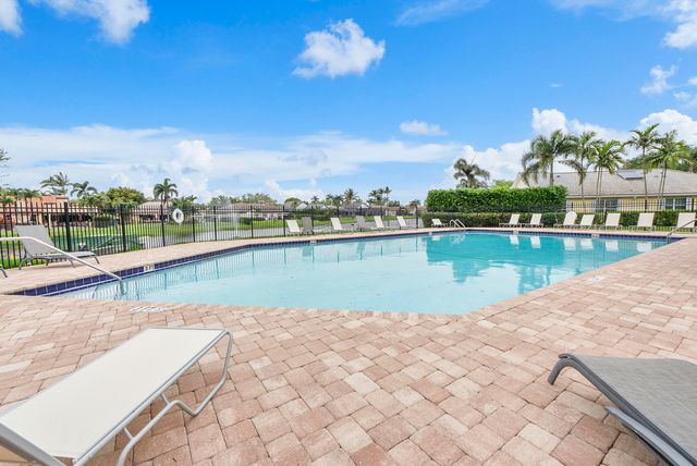 9561 N Orchard Circle, Davie, FL 33328