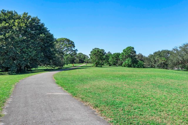 9561 N Orchard Circle, Davie, FL 33328