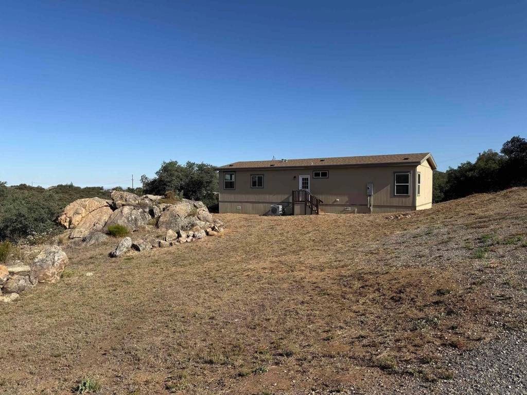 Image 1 of property listing at 22815 Illahee Dr., Alpine, CA 91901