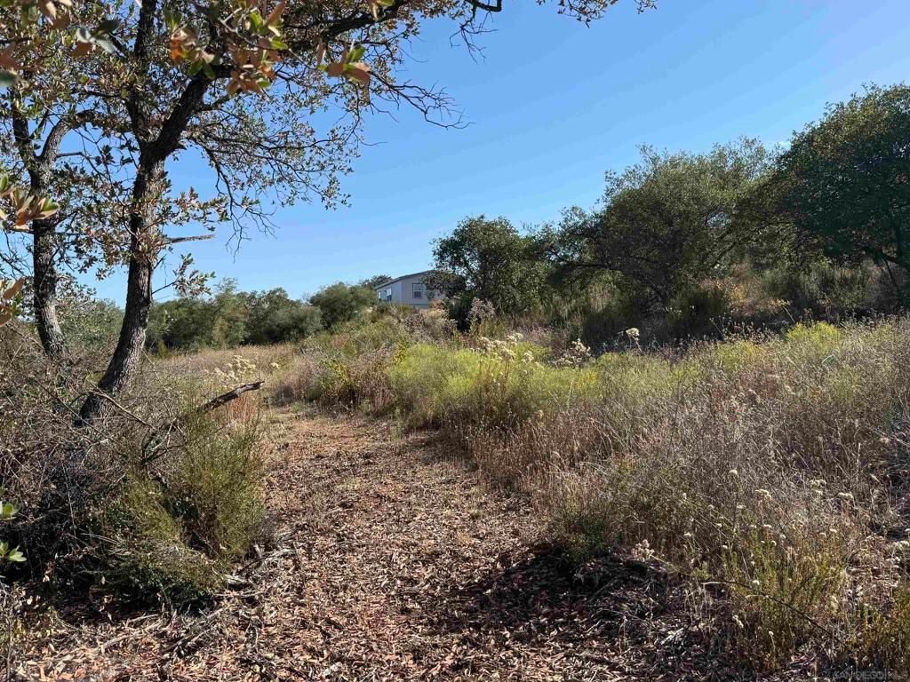 Image 21 of property listing at 22815 Illahee Dr., Alpine, CA 91901