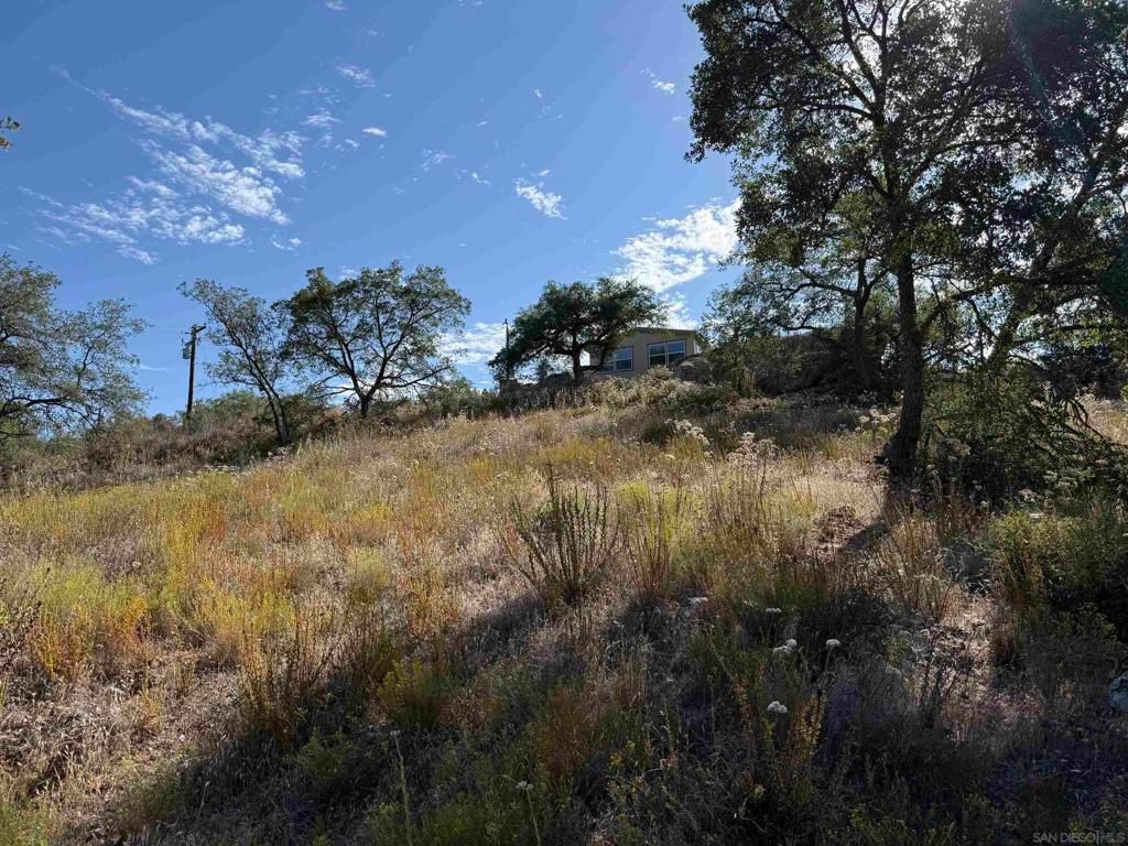 Image 26 of property listing at 22815 Illahee Dr., Alpine, CA 91901