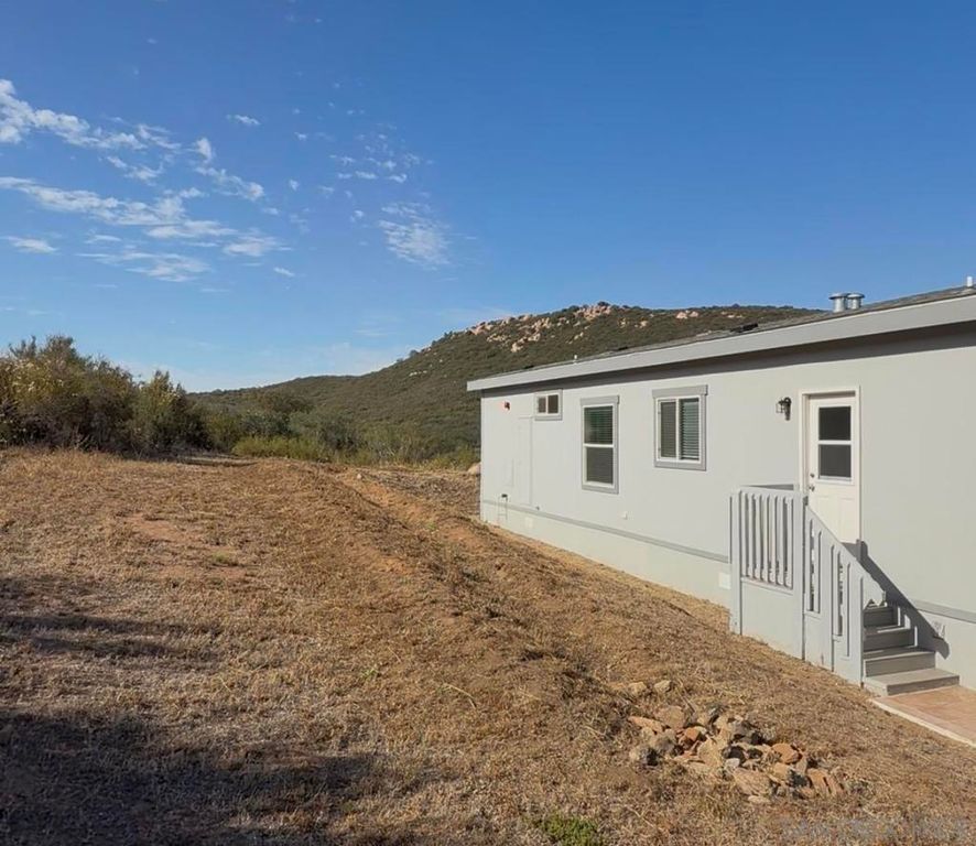 Image 29 of property listing at 22815 Illahee Dr., Alpine, CA 91901