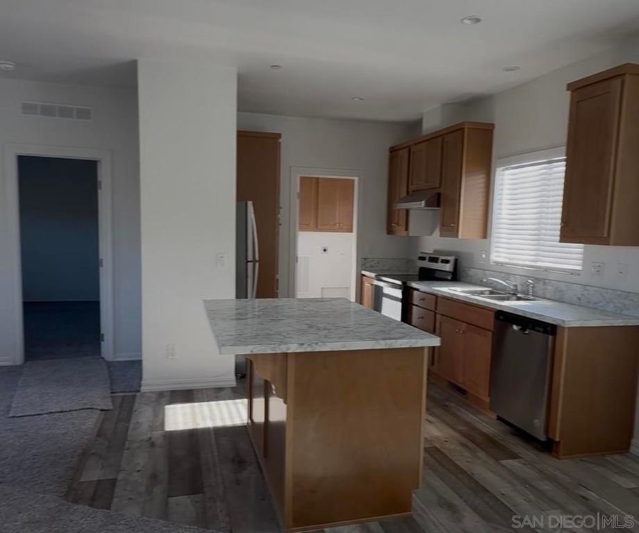 Image 34 of property listing at 22815 Illahee Dr., Alpine, CA 91901