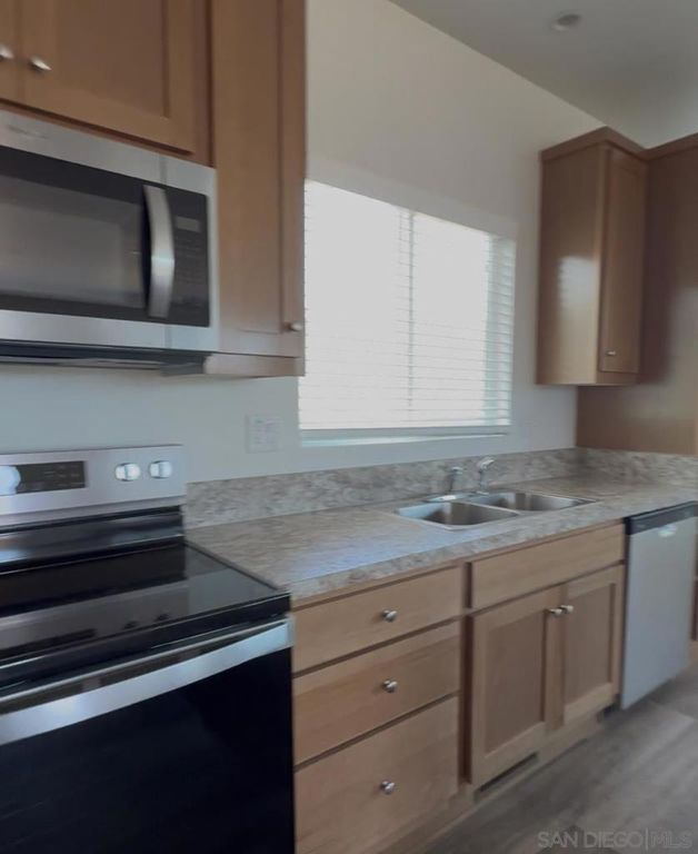 Image 4 of property listing at 22815 Illahee Dr., Alpine, CA 91901