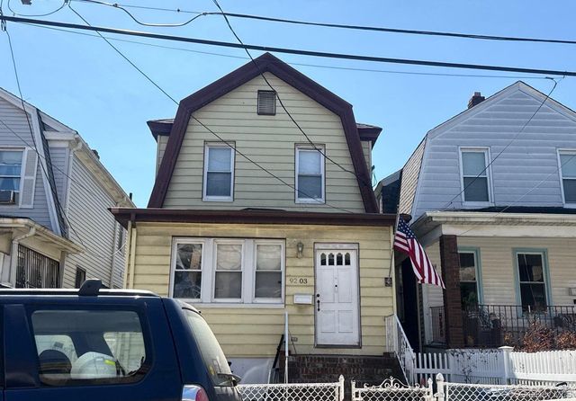 92-03 De Sota Road, Rockaway Beach, NY 11693