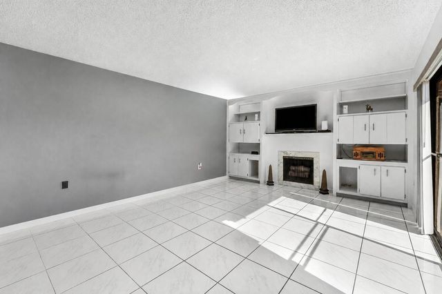 3310 MERIDIAN Way S A, Palm Beach Gardens, FL 33410