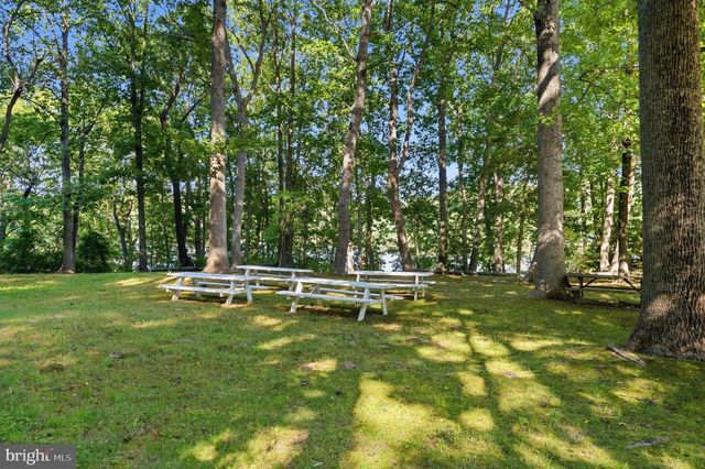 7440 SEDWICK CT, Saint Leonard, MD 20685